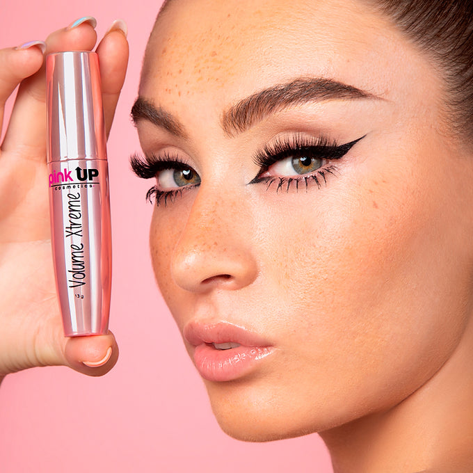 Máscara de pestañas Volume Xtreme Pink Up