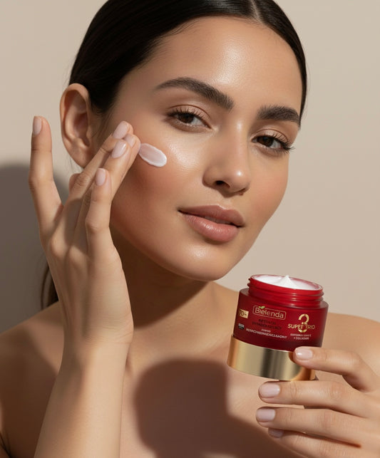 Super Trio 3 Retinol + Vit C + Colageno Crema antiarrugas de Reconstrucción profunda