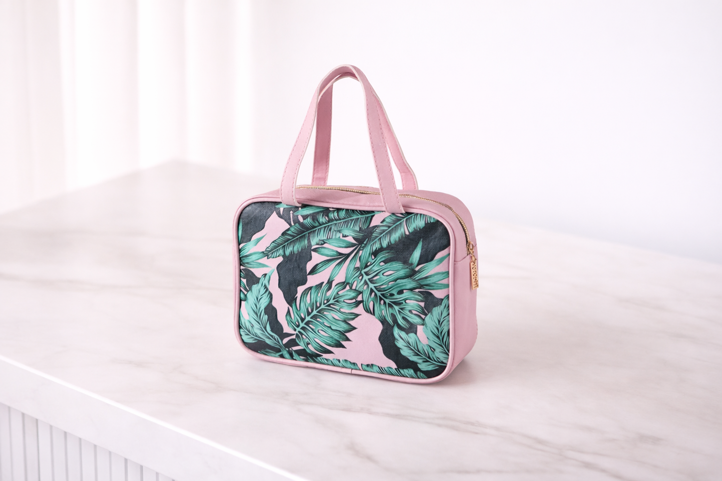 Cosmetiquero de Asa Floreado