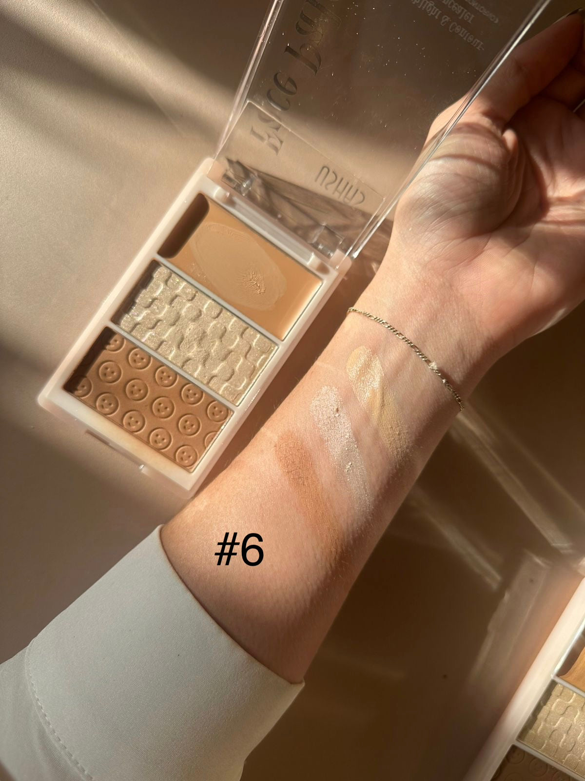 Paleta Trío Contorno + Iluminador Ushas