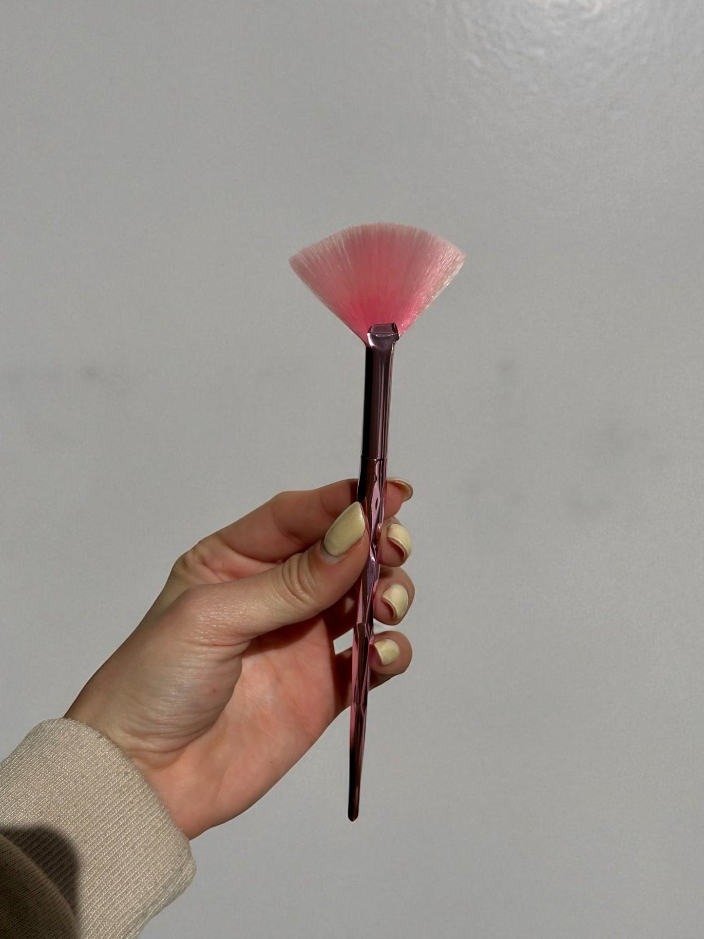 Brocha de Iluminador Rosada