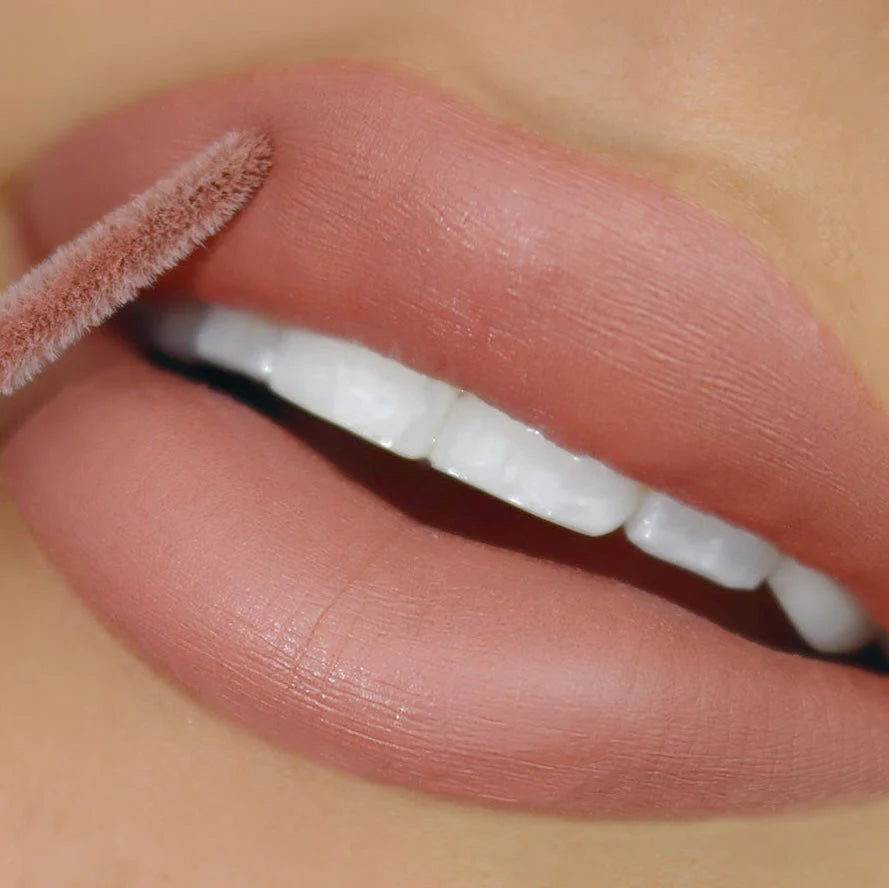 Lip Set Seal The Deal THE LOW KEY Beauty Creations