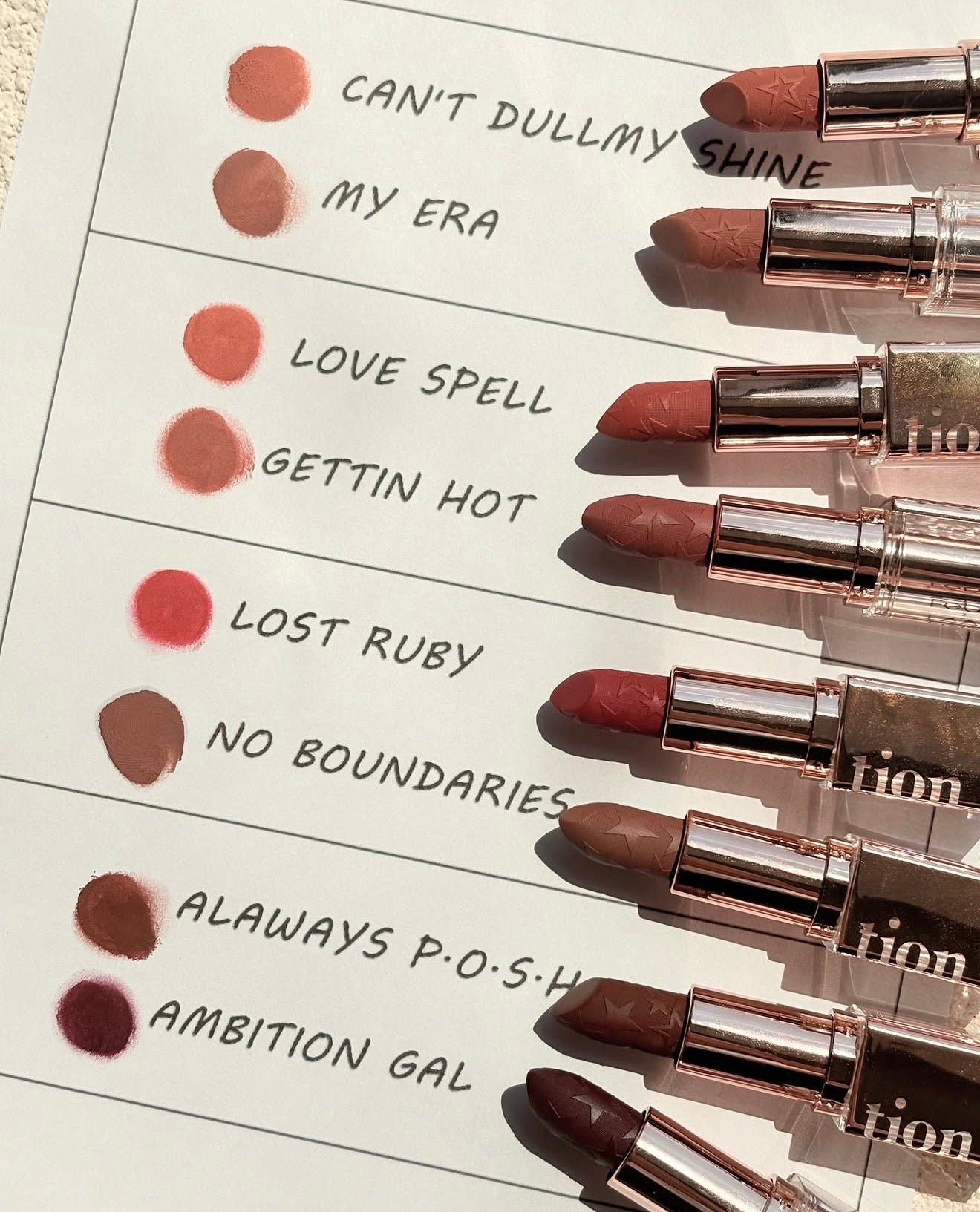 Labial en Barra Shiny Velvet Perfection Febble